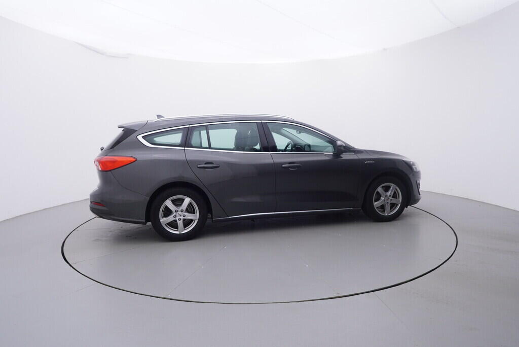 OV190V09384_15.webp_FOCUS Vignale 1.0  92 kW manuál