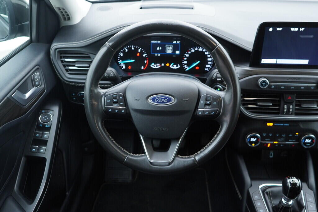 OV190V09384_27.webp_FOCUS Vignale 1.0  92 kW manuál