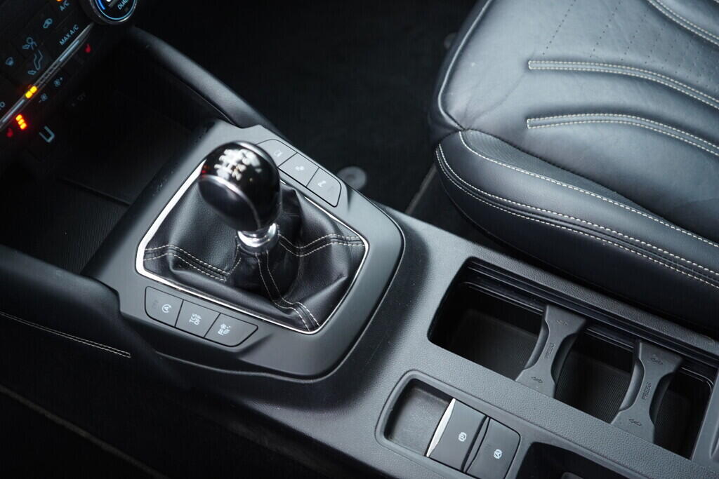 OV190V09384_34.webp_FOCUS Vignale 1.0  92 kW manuál