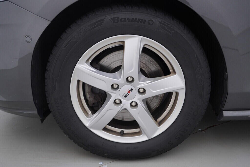 OV190V09384_39.webp_FOCUS Vignale 1.0  92 kW manuál