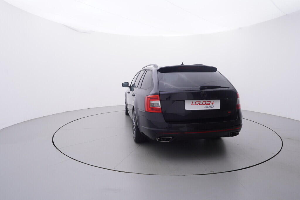 OV190V09388_13.webp_OCTAVIA RS 2.0 TSI 162 kW automat, DPH