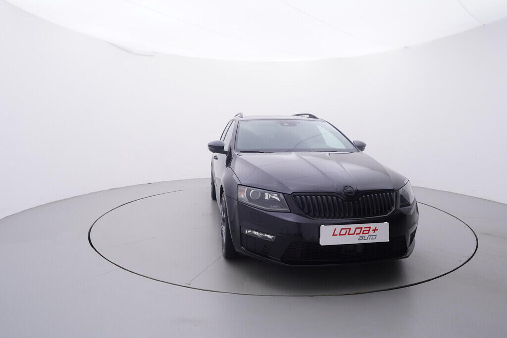 OV190V09388_17.webp_OCTAVIA RS 2.0 TSI 162 kW automat, DPH