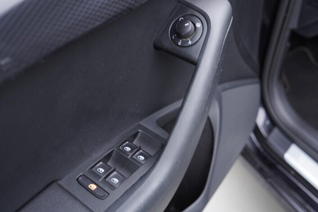 OV190V09388_20.webp_OCTAVIA RS 2.0 TSI 162 kW automat, DPH