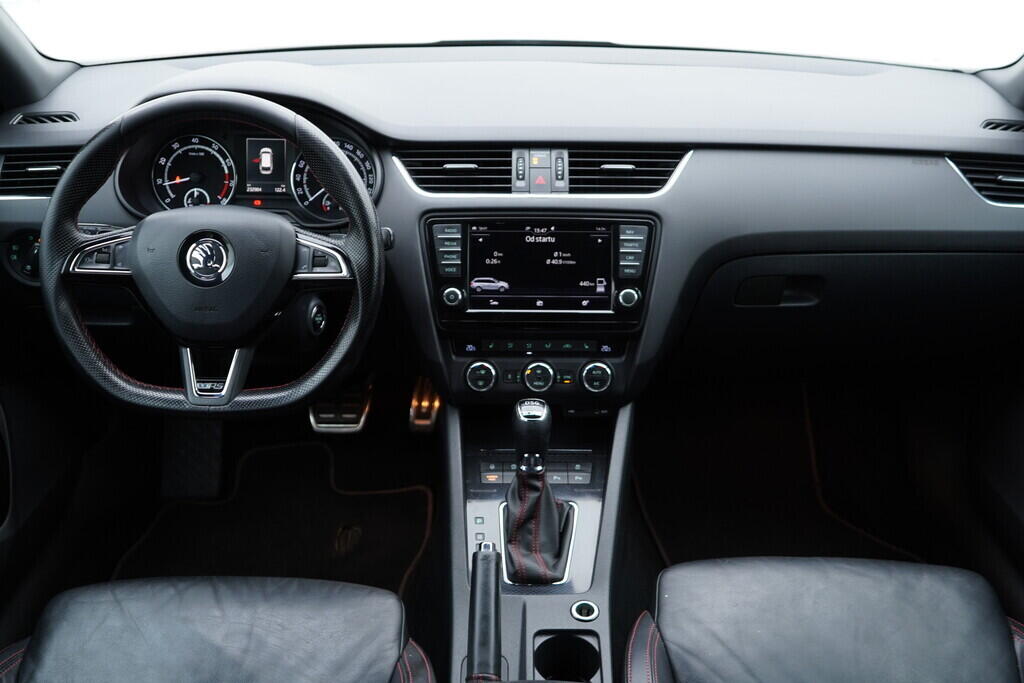 OV190V09388_27.webp_OCTAVIA RS 2.0 TSI 162 kW automat, DPH