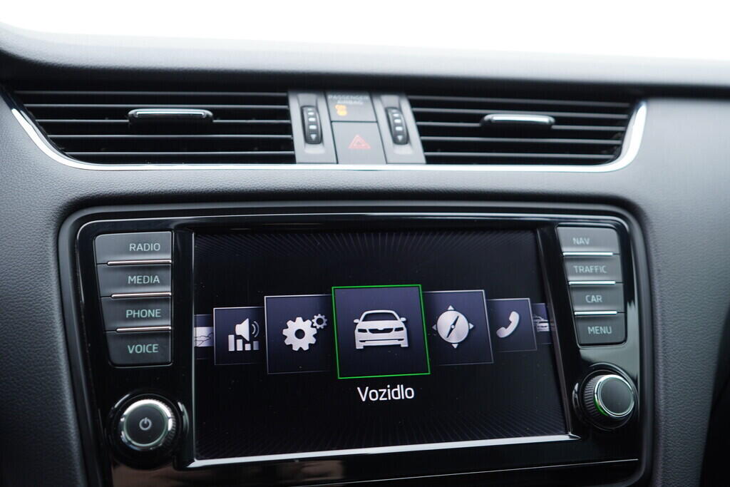 OV190V09388_29.webp_OCTAVIA RS 2.0 TSI 162 kW automat, DPH