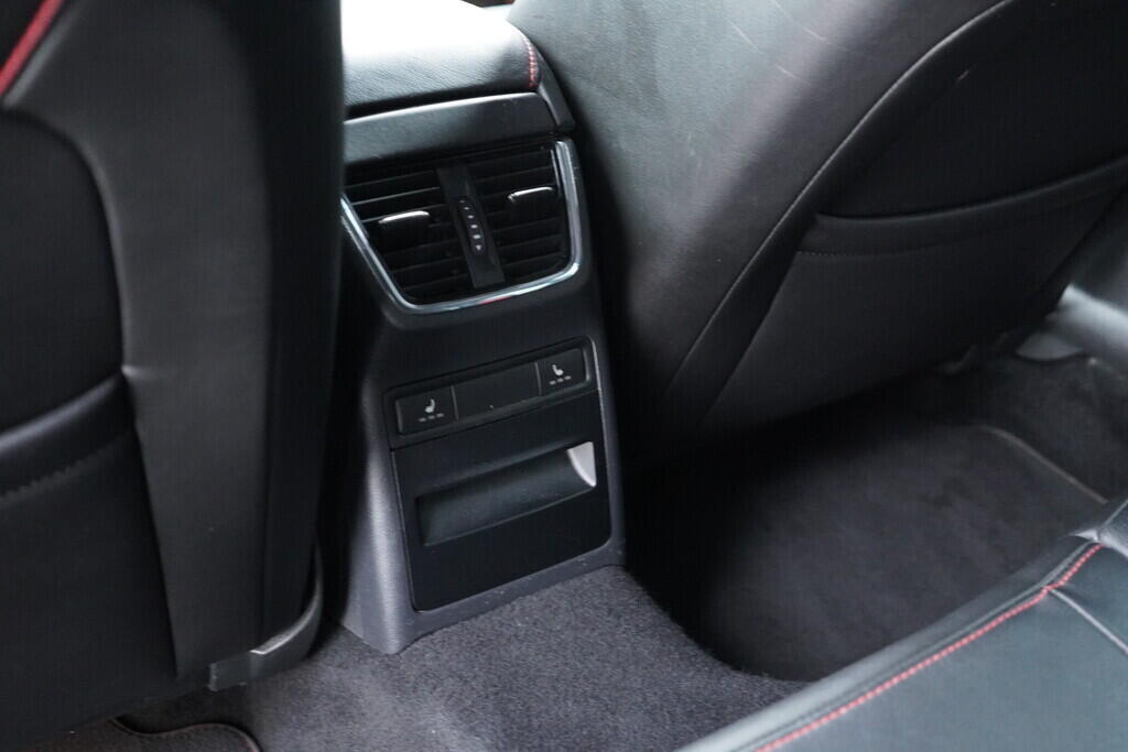 OV190V09388_36.webp_OCTAVIA RS 2.0 TSI 162 kW automat, DPH