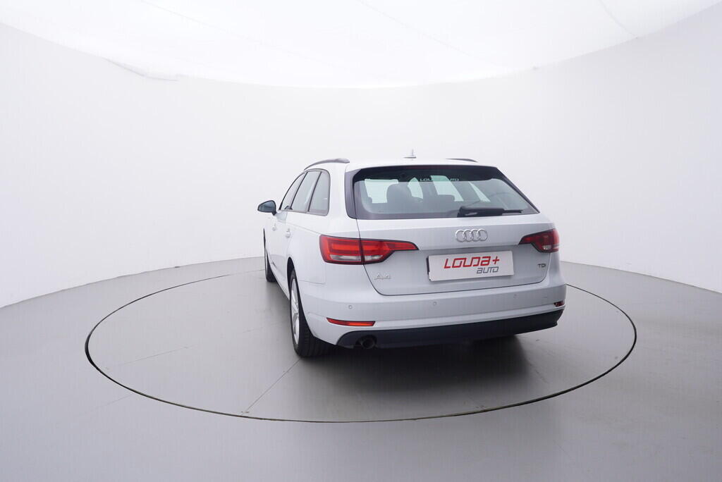 OV190V09389_13.webp_A4 AVANT Ultra 2.0 TDI 110 kW automat