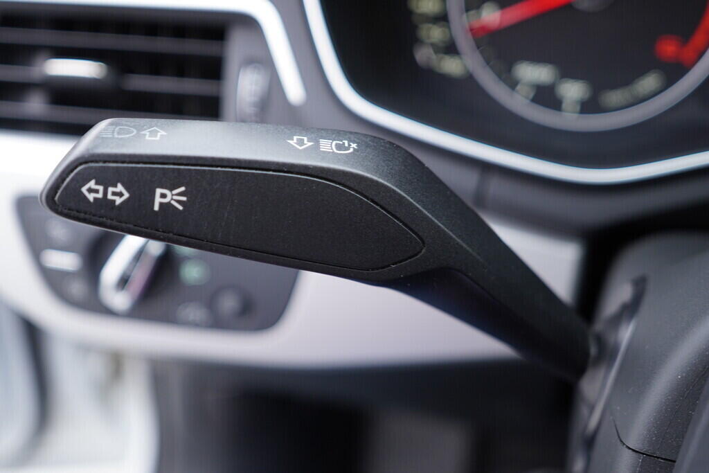 OV190V09389_23.webp_A4 AVANT Ultra 2.0 TDI 110 kW automat