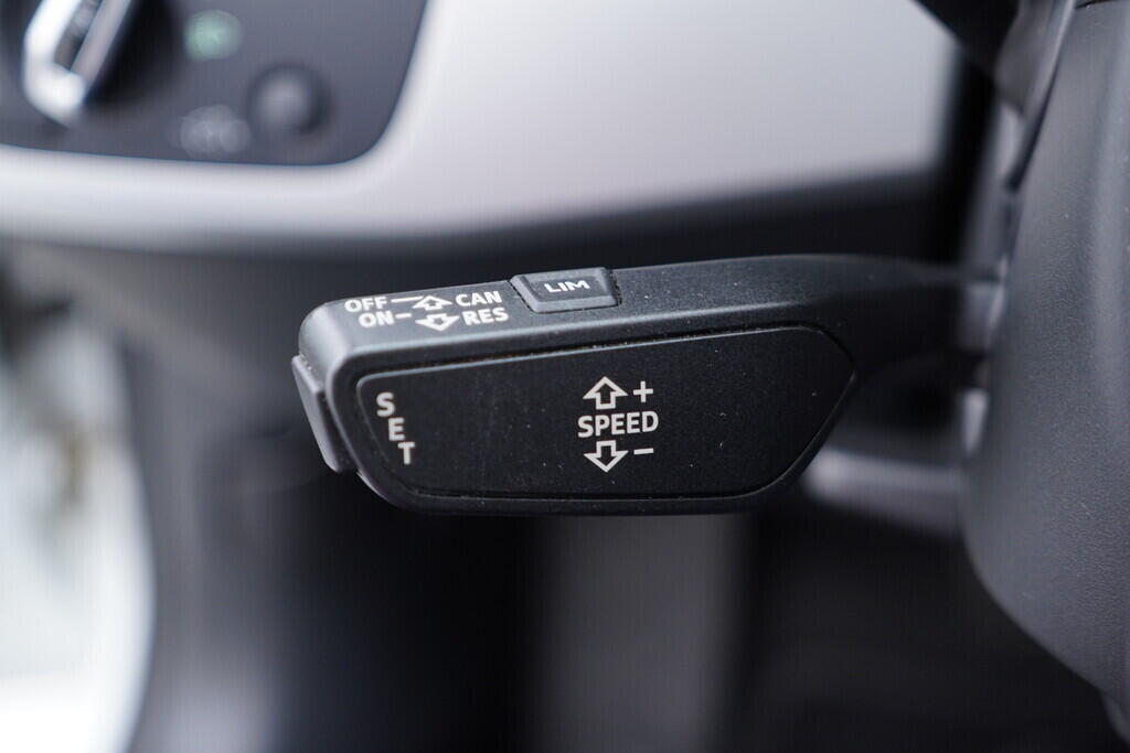 OV190V09389_24.webp_A4 AVANT Ultra 2.0 TDI 110 kW automat