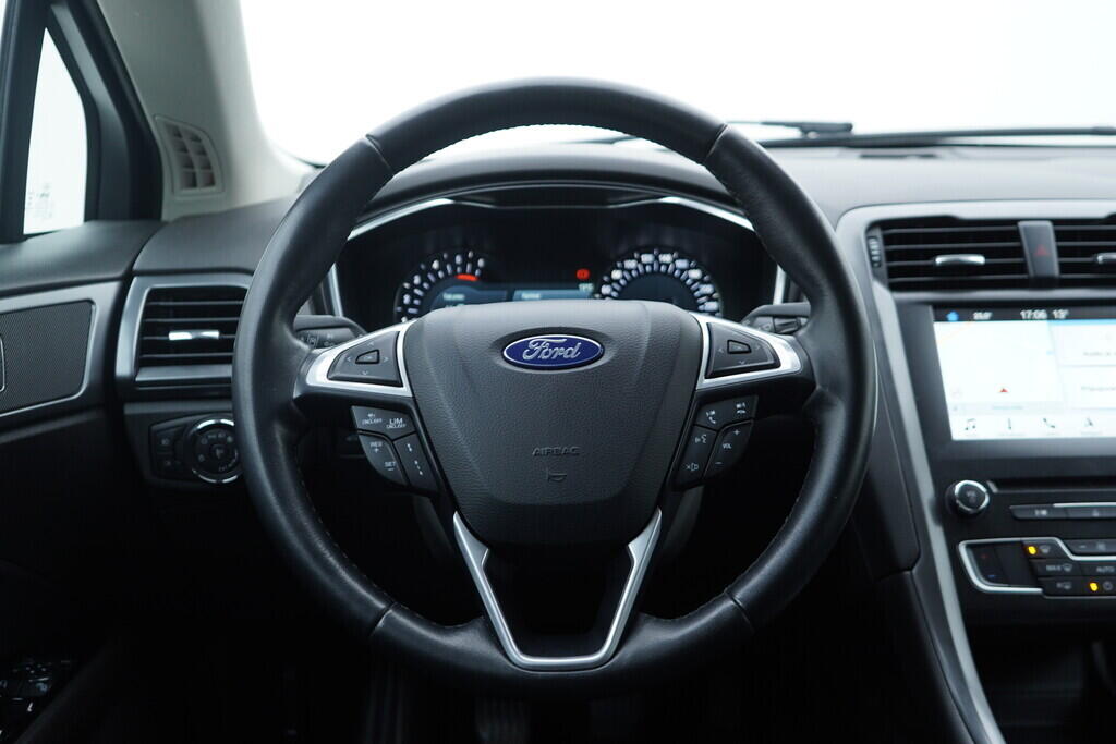 OV190V09390_28.webp_MONDEO Titanium 2.0  110 kW manuál