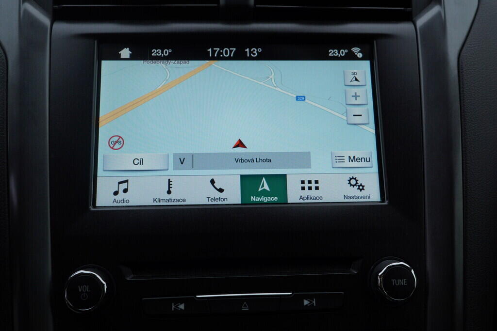 OV190V09390_30.webp_MONDEO Titanium 2.0  110 kW manuál