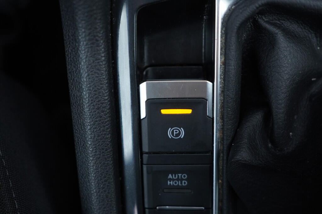 OV190V09391_35.webp_TIGUAN Comfortline 1.5 TSI 110 kW manuál