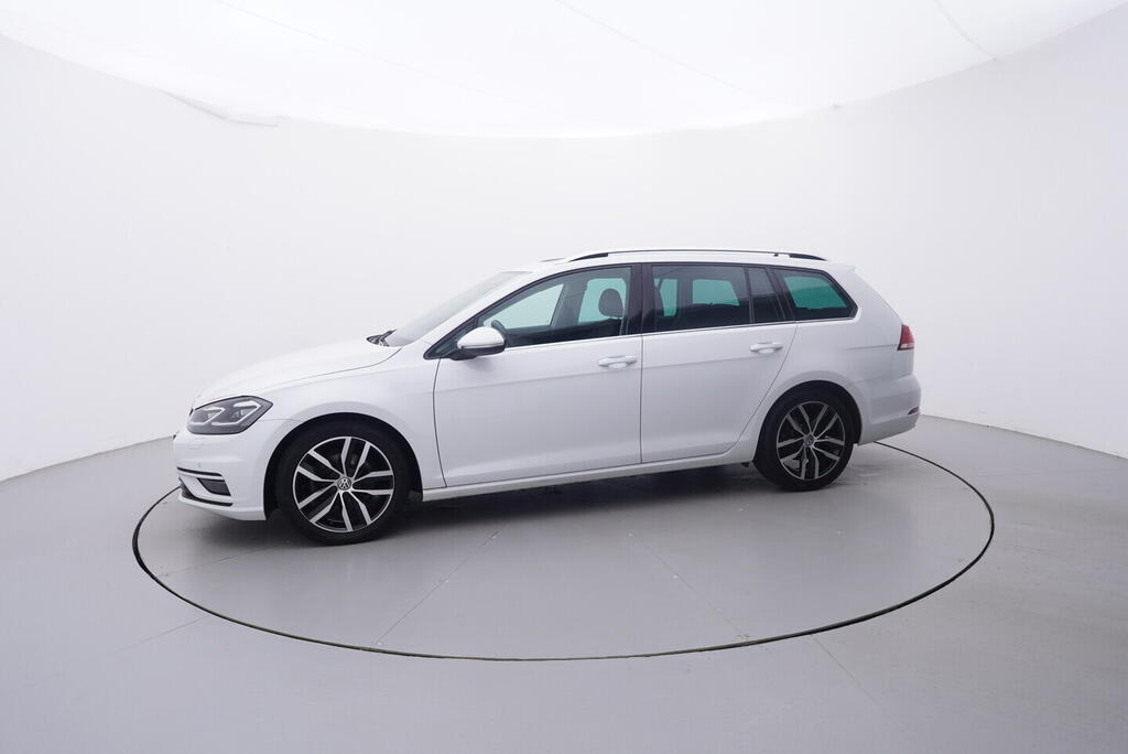 OV190V09393_11.webp_GOLF VARIANT Highline 1.5 TSI 110 kW automat