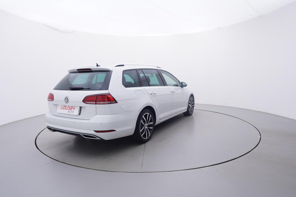 OV190V09393_14.webp_GOLF VARIANT Highline 1.5 TSI 110 kW automat