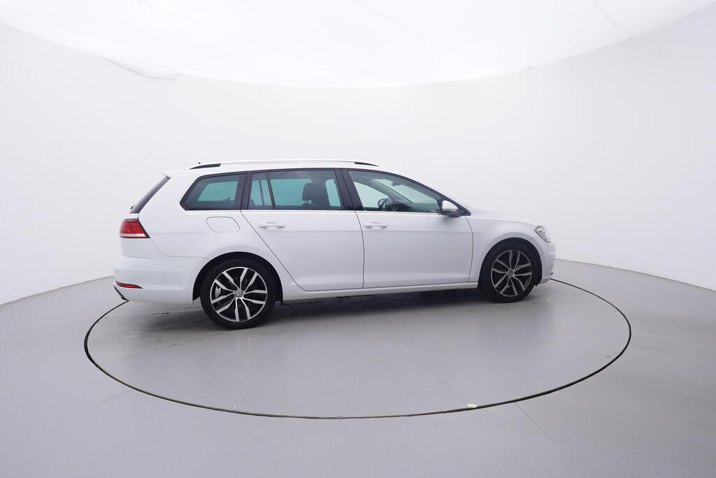 OV190V09393_15.webp_GOLF VARIANT Highline 1.5 TSI 110 kW automat