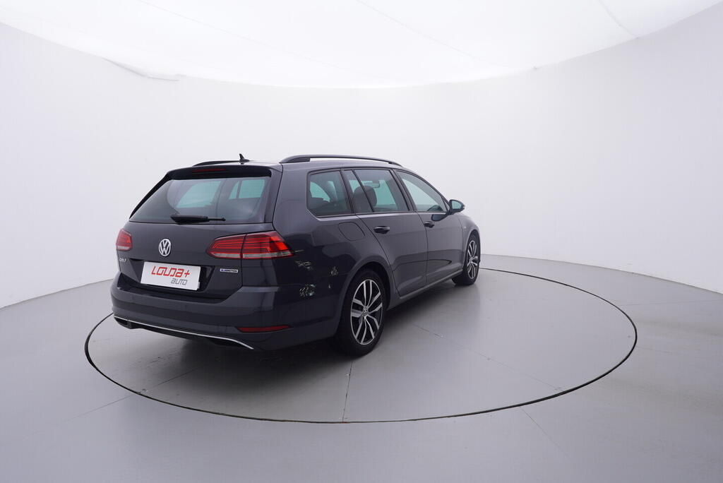 OV190V09394_14.webp_GOLF VARIANT Comfortline 1.5 TSI 96 kW manuál