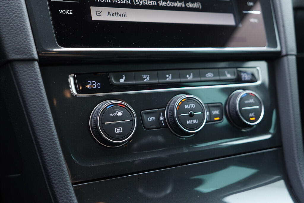 OV190V09394_31.webp_GOLF VARIANT Comfortline 1.5 TSI 96 kW manuál