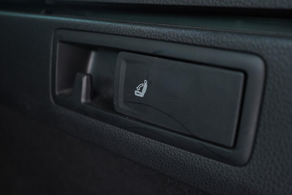 OV190V09394_37.webp_GOLF VARIANT Comfortline 1.5 TSI 96 kW manuál