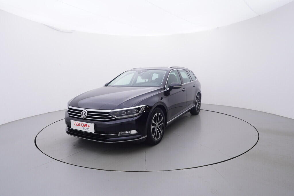 OV190V09395_10.webp_PASSAT VARIANT Highline 2.0 TSI 162 kW automat