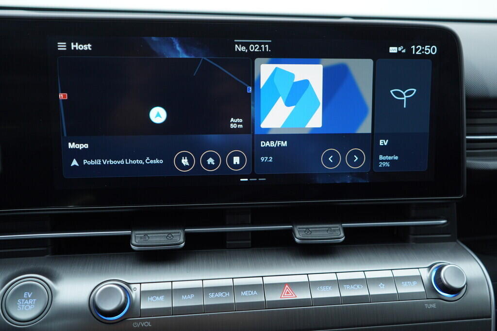 OV190V09396_27.webp_KONA    150 kW manuál, DPH