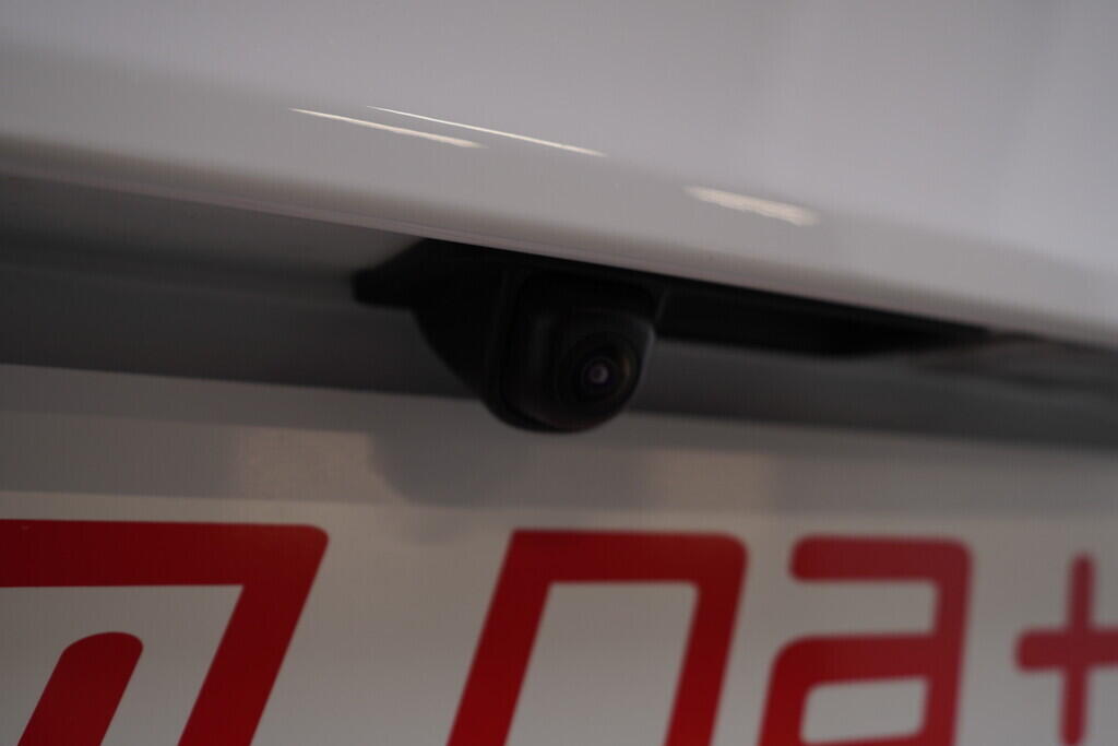 OV190V09396_39.webp_KONA    150 kW manuál, DPH