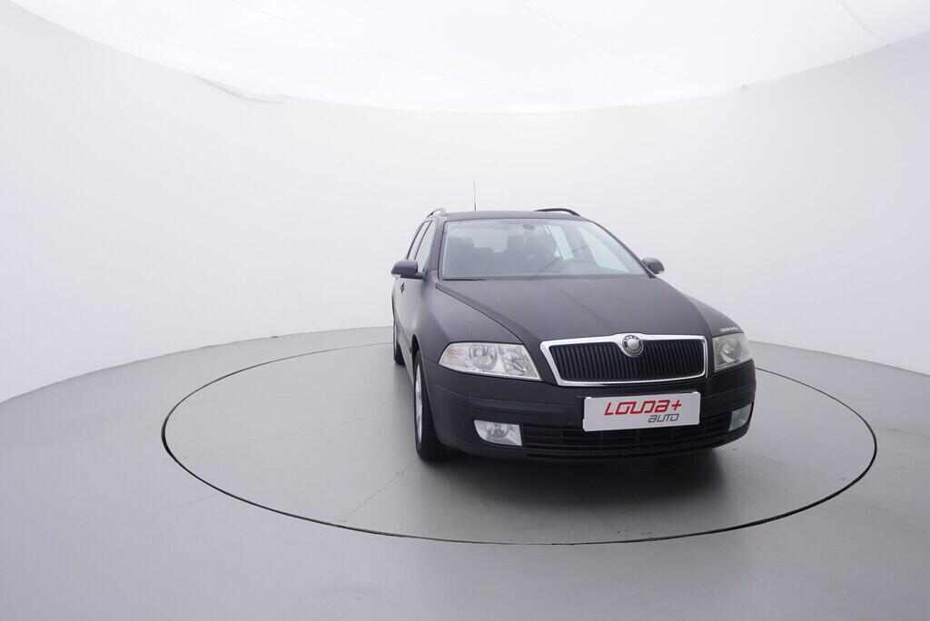 OV190V09397_17.webp_OCTAVIA Ambiente 1.9 TDI 77 kW manuál