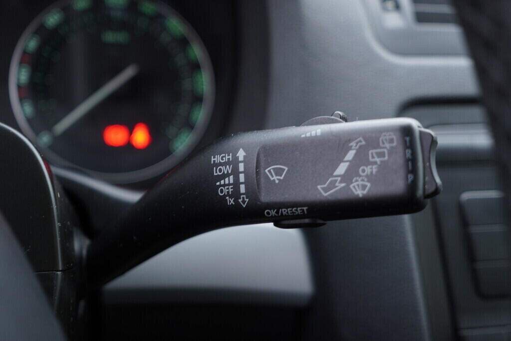 OV190V09397_24.webp_OCTAVIA Ambiente 1.9 TDI 77 kW manuál