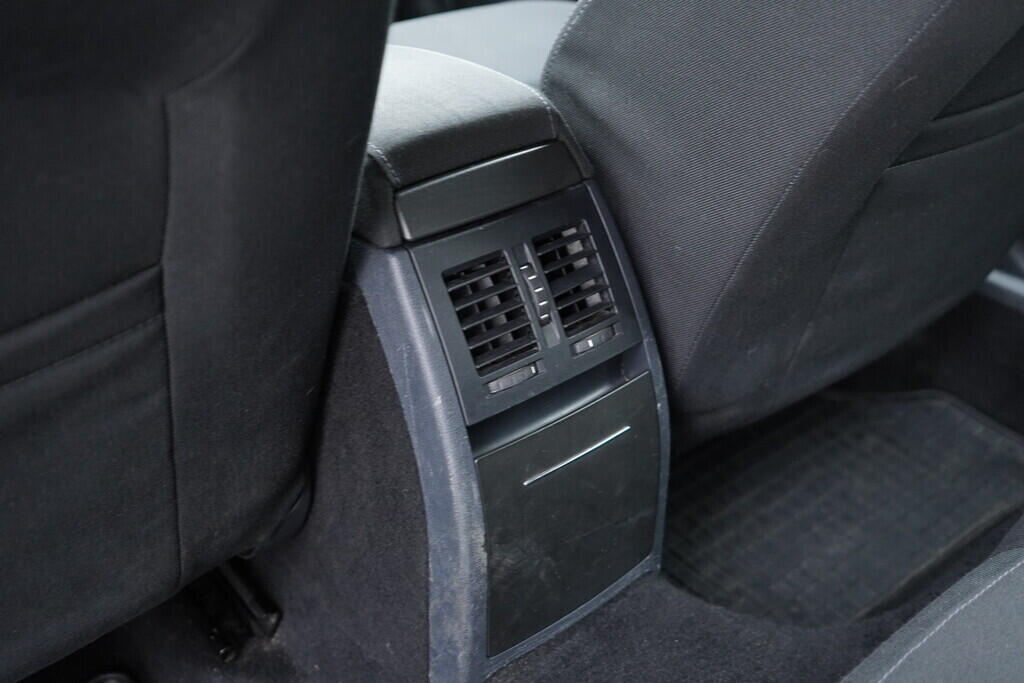 OV190V09397_31.webp_OCTAVIA Ambiente 1.9 TDI 77 kW manuál