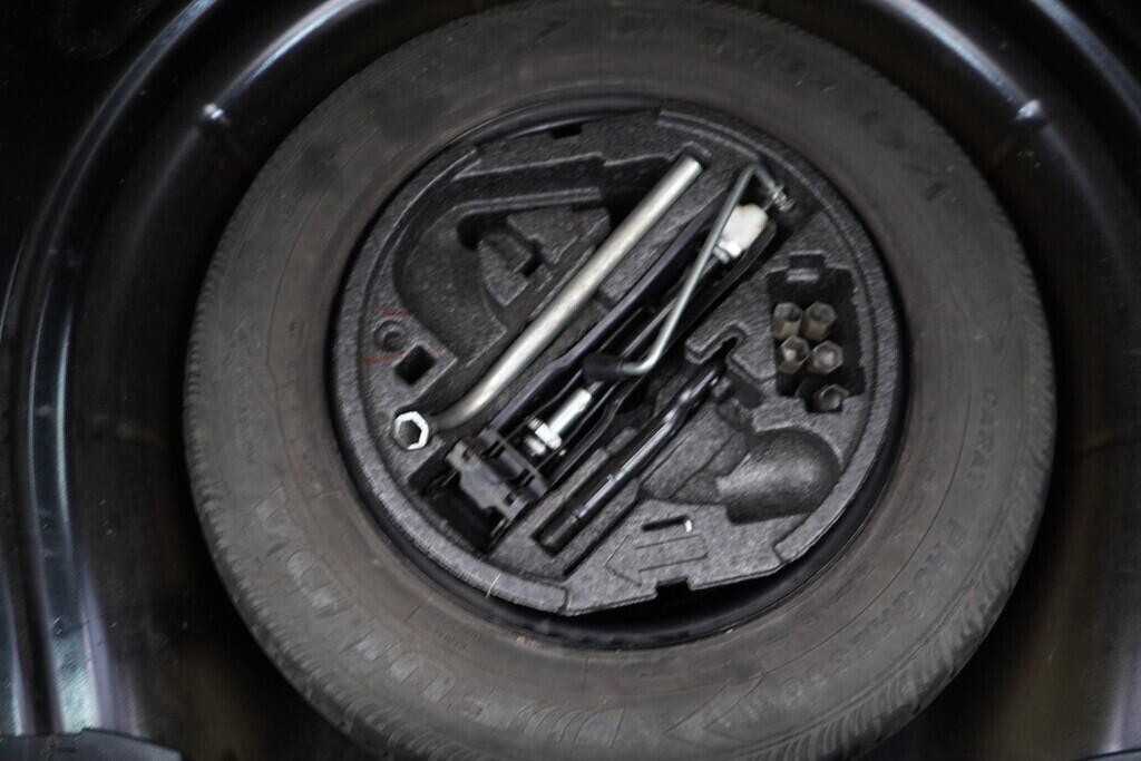 OV190V09397_34.webp_OCTAVIA Ambiente 1.9 TDI 77 kW manuál