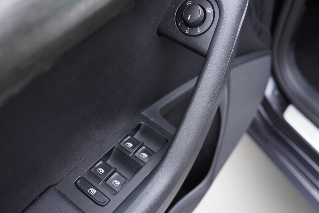 OV190V09398_20.webp_OCTAVIA Scout 2.0 TDI 135 kW automat