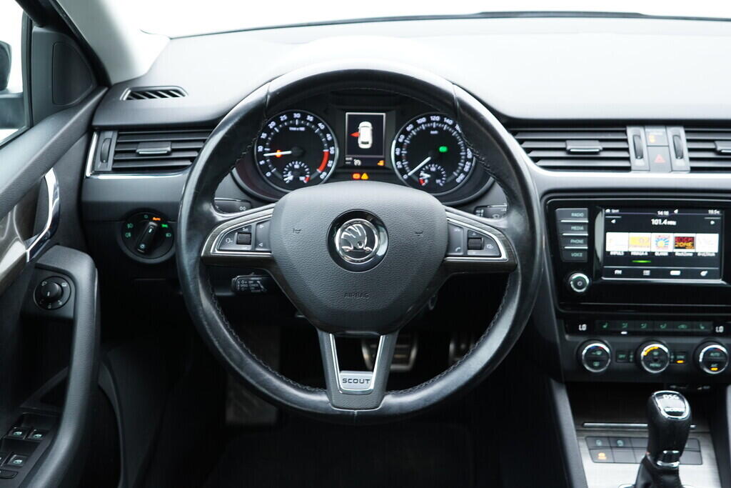 OV190V09398_29.webp_OCTAVIA Scout 2.0 TDI 135 kW automat