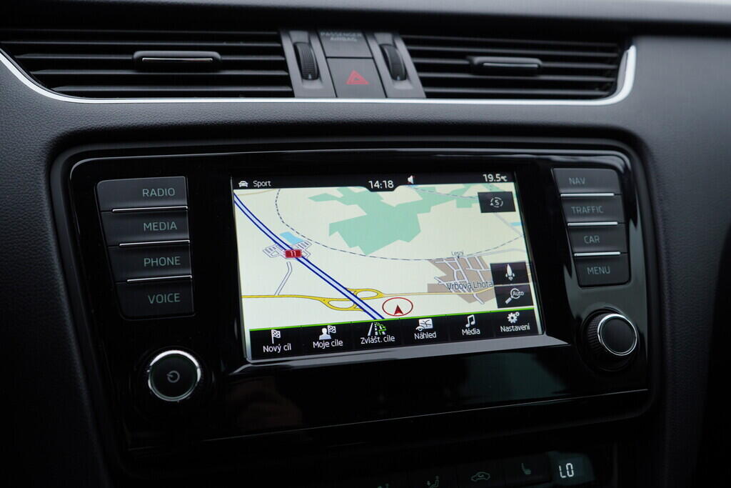 OV190V09398_33.webp_OCTAVIA Scout 2.0 TDI 135 kW automat