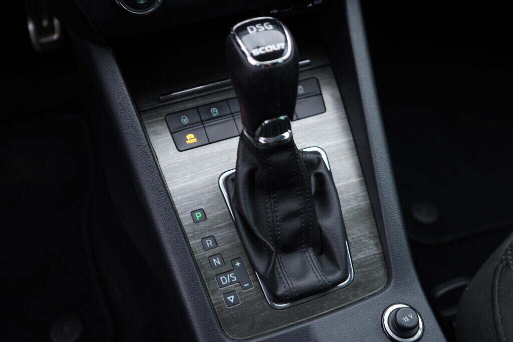 OV190V09398_35.webp_OCTAVIA Scout 2.0 TDI 135 kW automat