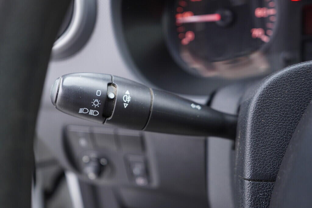 OV190V09400_23.webp_BERLINGO  1.6 TDI 66 kW manuál, DPH