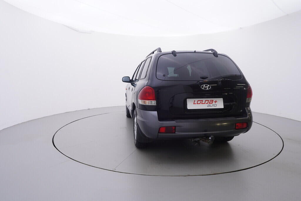 OV190V09402_13.webp_SANTA FE  2.0 Crdi 92 kW manuál