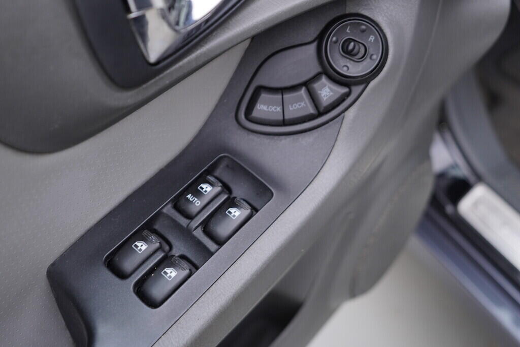 OV190V09402_20.webp_SANTA FE  2.0 Crdi 92 kW manuál