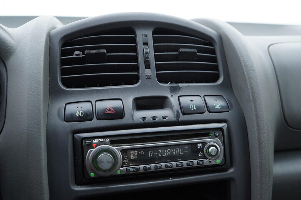 OV190V09402_27.webp_SANTA FE  2.0 Crdi 92 kW manuál