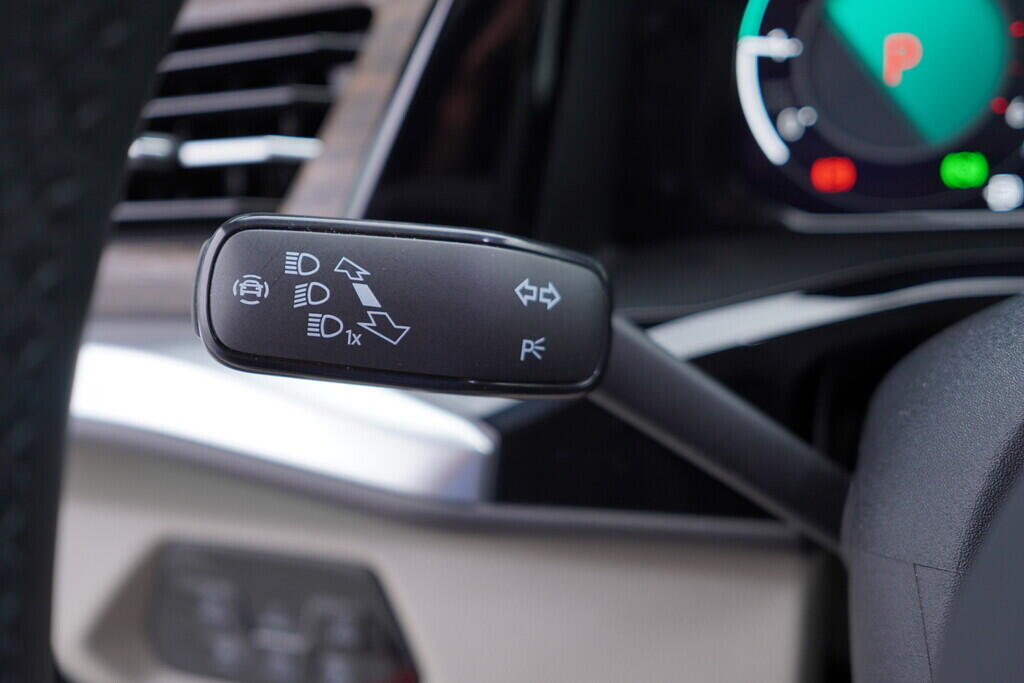 OV190V09403_23.webp_MULTIVAN Style 2.0 TDI 110 kW automat