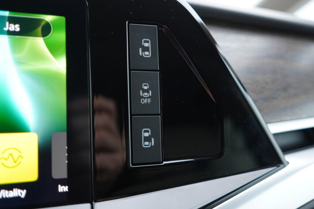 OV190V09403_39.webp_MULTIVAN Style 2.0 TDI 110 kW automat