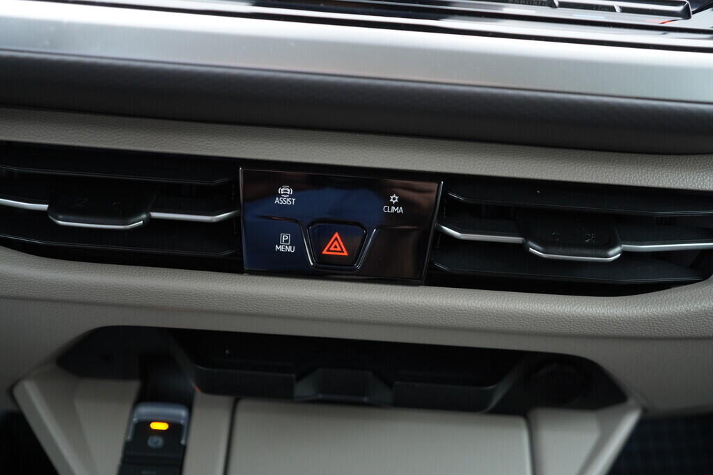 OV190V09403_40.webp_MULTIVAN Style 2.0 TDI 110 kW automat