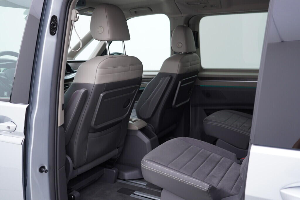 OV190V09403_44.webp_MULTIVAN Style 2.0 TDI 110 kW automat