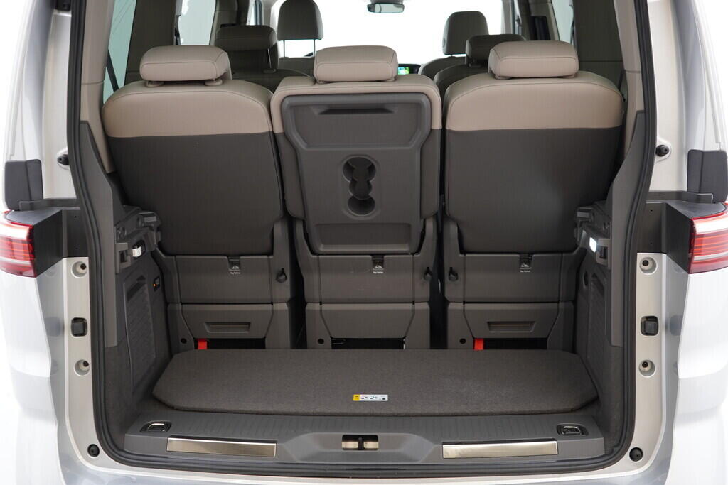 OV190V09403_45.webp_MULTIVAN Style 2.0 TDI 110 kW automat