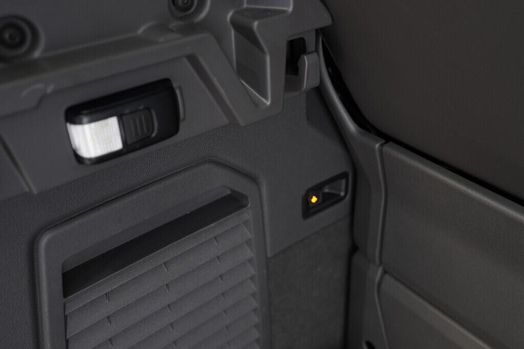 OV190V09403_46.webp_MULTIVAN Style 2.0 TDI 110 kW automat