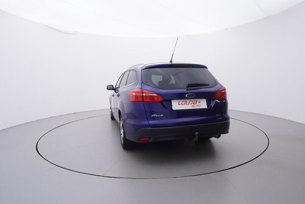 OV190V09404_13.webp_FOCUS Titanium 2.0  110 kW manuál