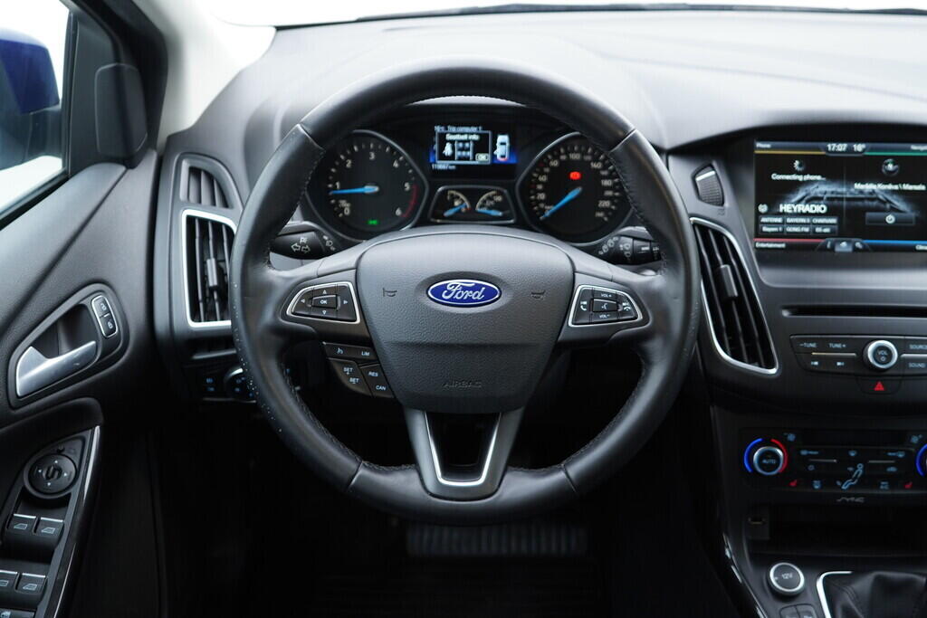 OV190V09404_27.webp_FOCUS Titanium 2.0  110 kW manuál