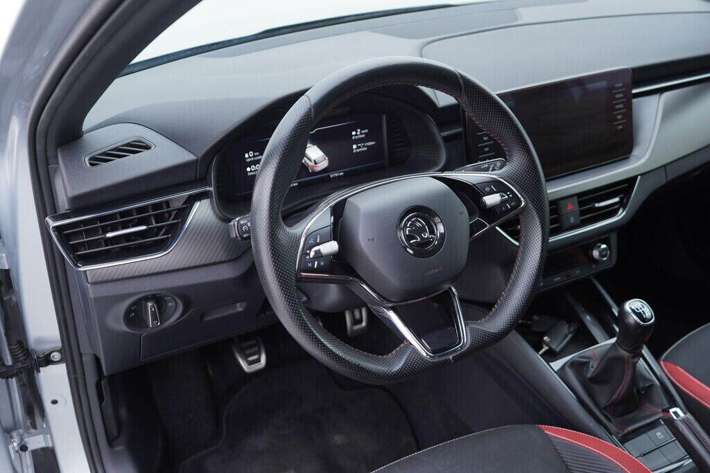 OV190V09405_21.webp_SCALA Monte Carlo 1.6 TDI 85 kW manuál