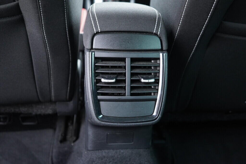 OV190V09405_38.webp_SCALA Monte Carlo 1.6 TDI 85 kW manuál