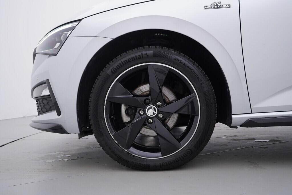 OV190V09405_42.webp_SCALA Monte Carlo 1.6 TDI 85 kW manuál