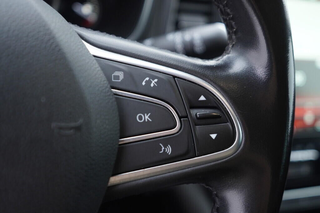 OV190V09407_26.webp_MÉGANE Intens 1.3  117 kW automat