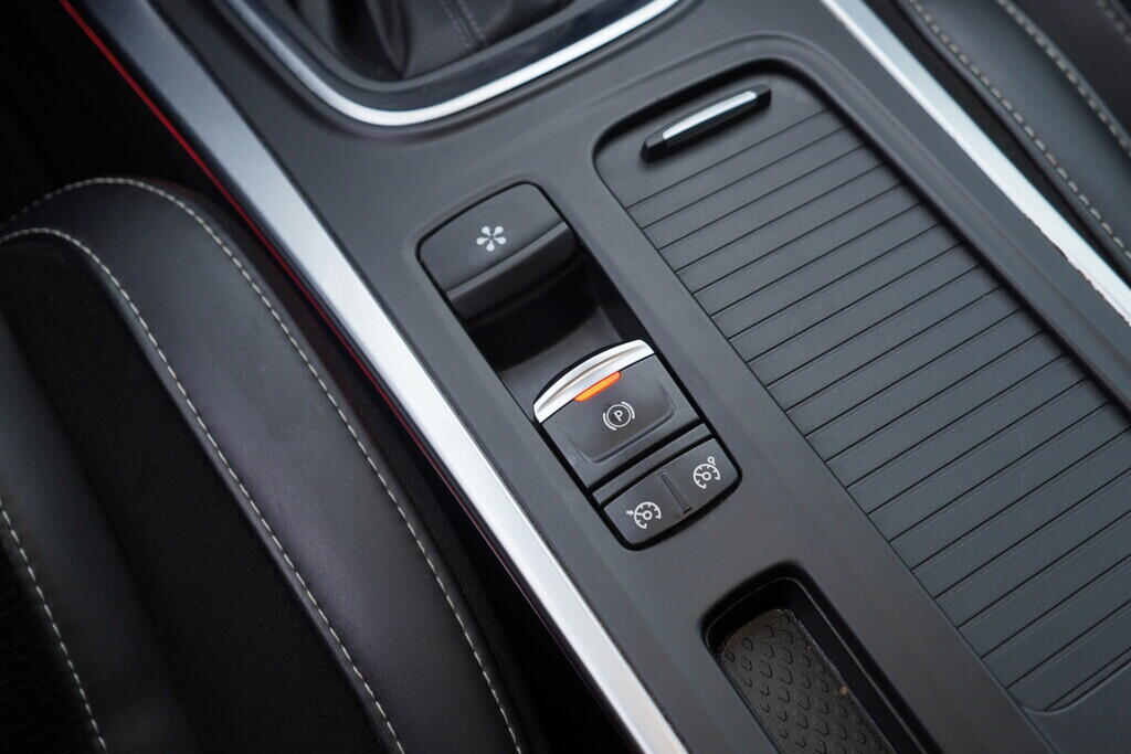 OV190V09407_33.webp_MÉGANE Intens 1.3  117 kW automat